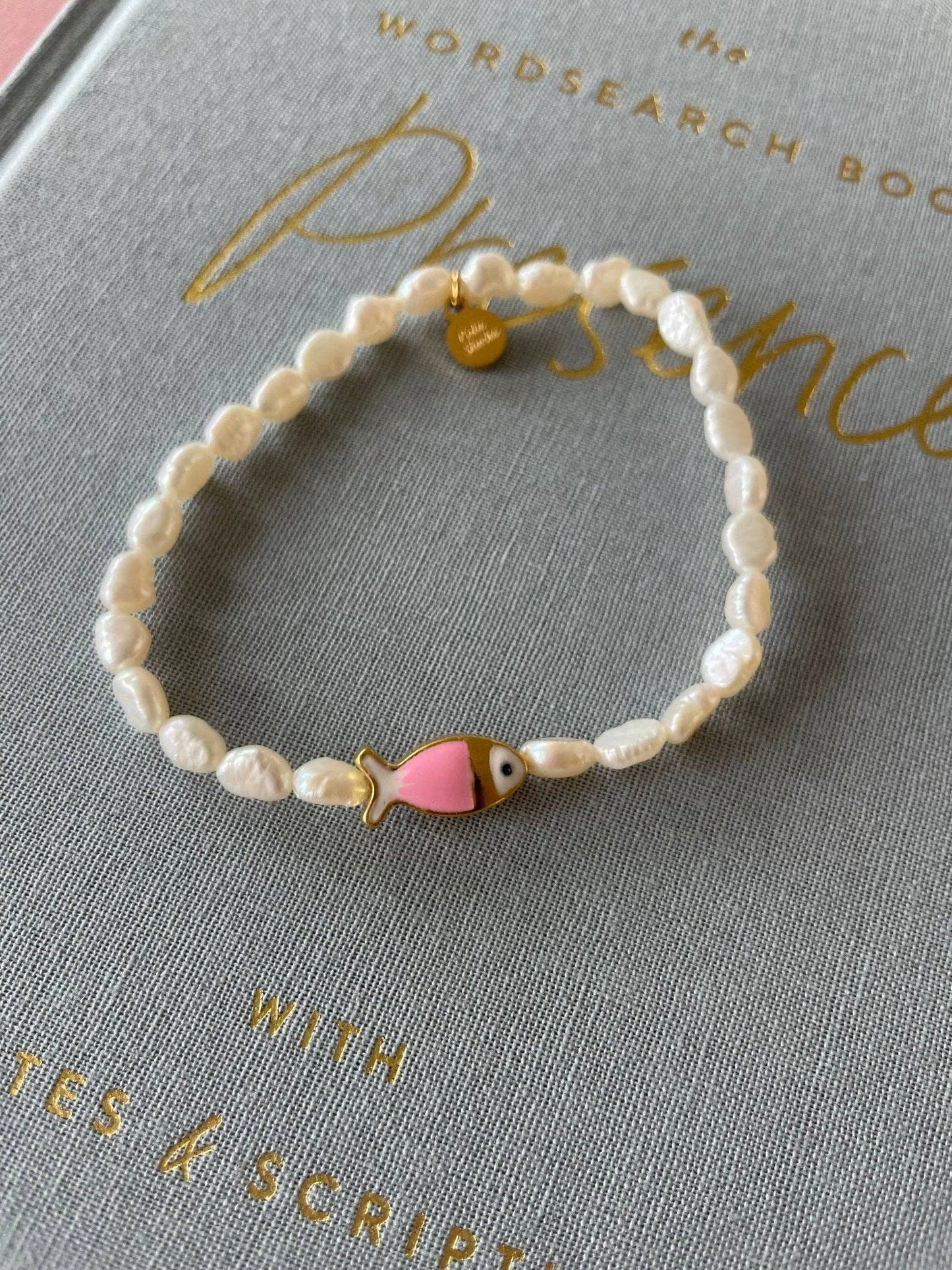 Cola Stacks - O-Fish Bracelet