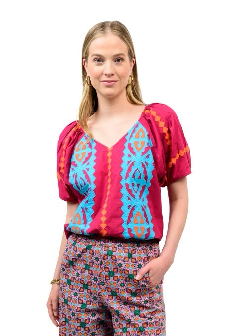 Ivy Jane- Applique V-Neck Top- Berry