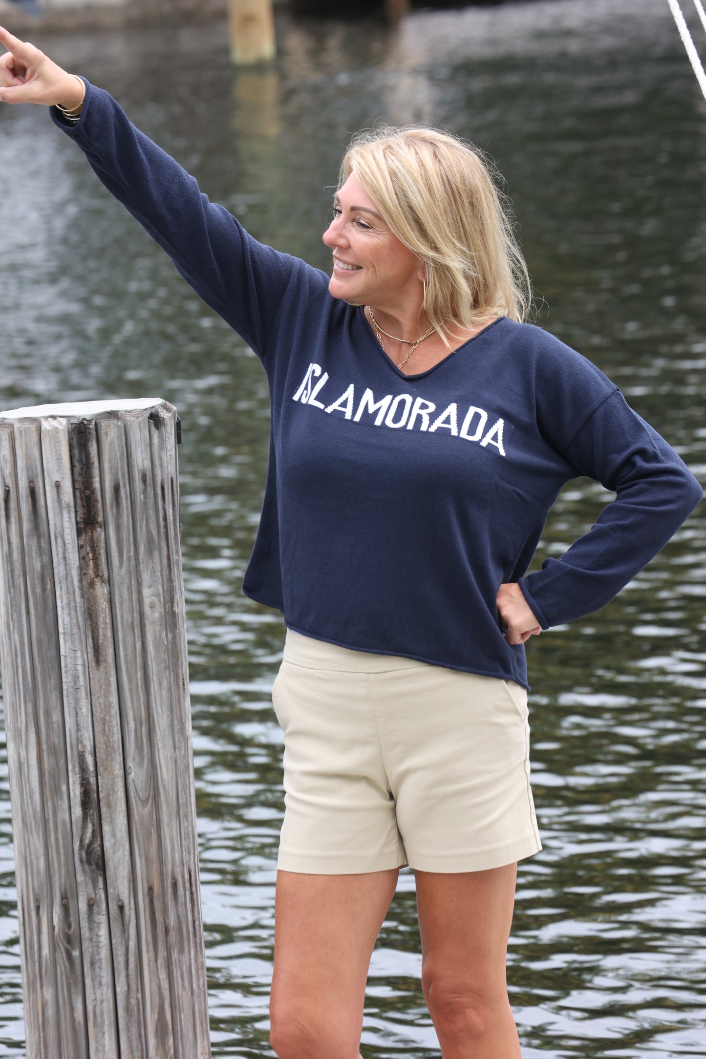 ISLAMORADA V NECK SWEATER