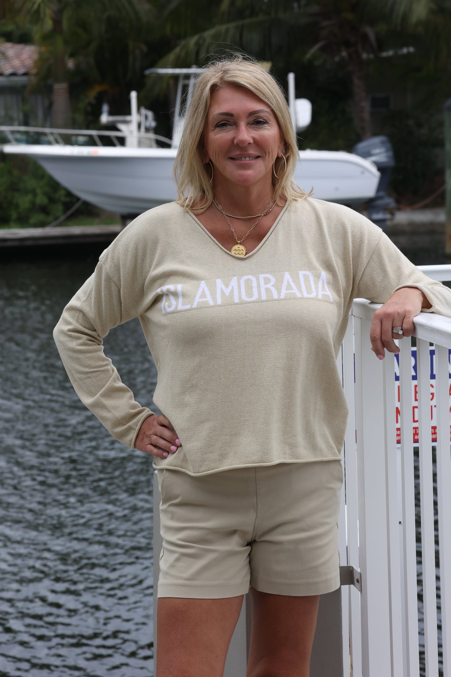 ISLAMORADA V NECK SWEATER