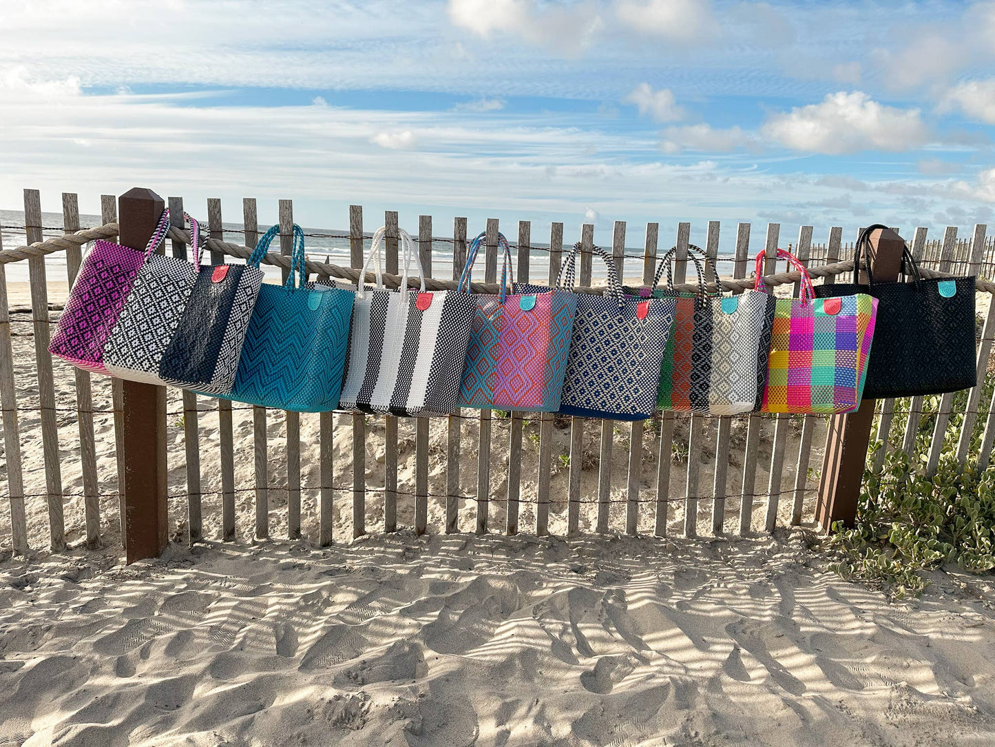 Sunset Woven Plastic Beach Super Tote
