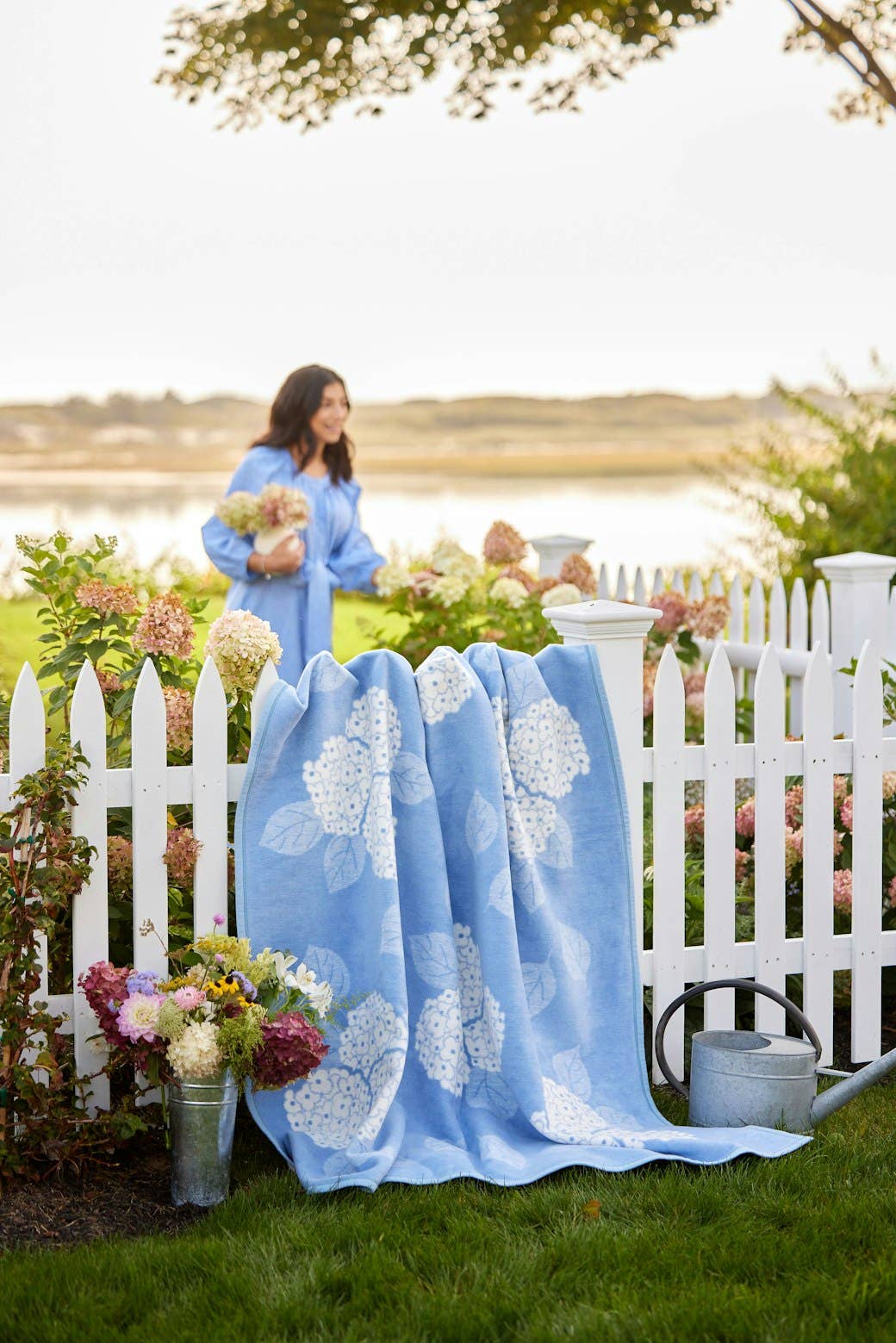 Hydrangeas Bluebell Blanket