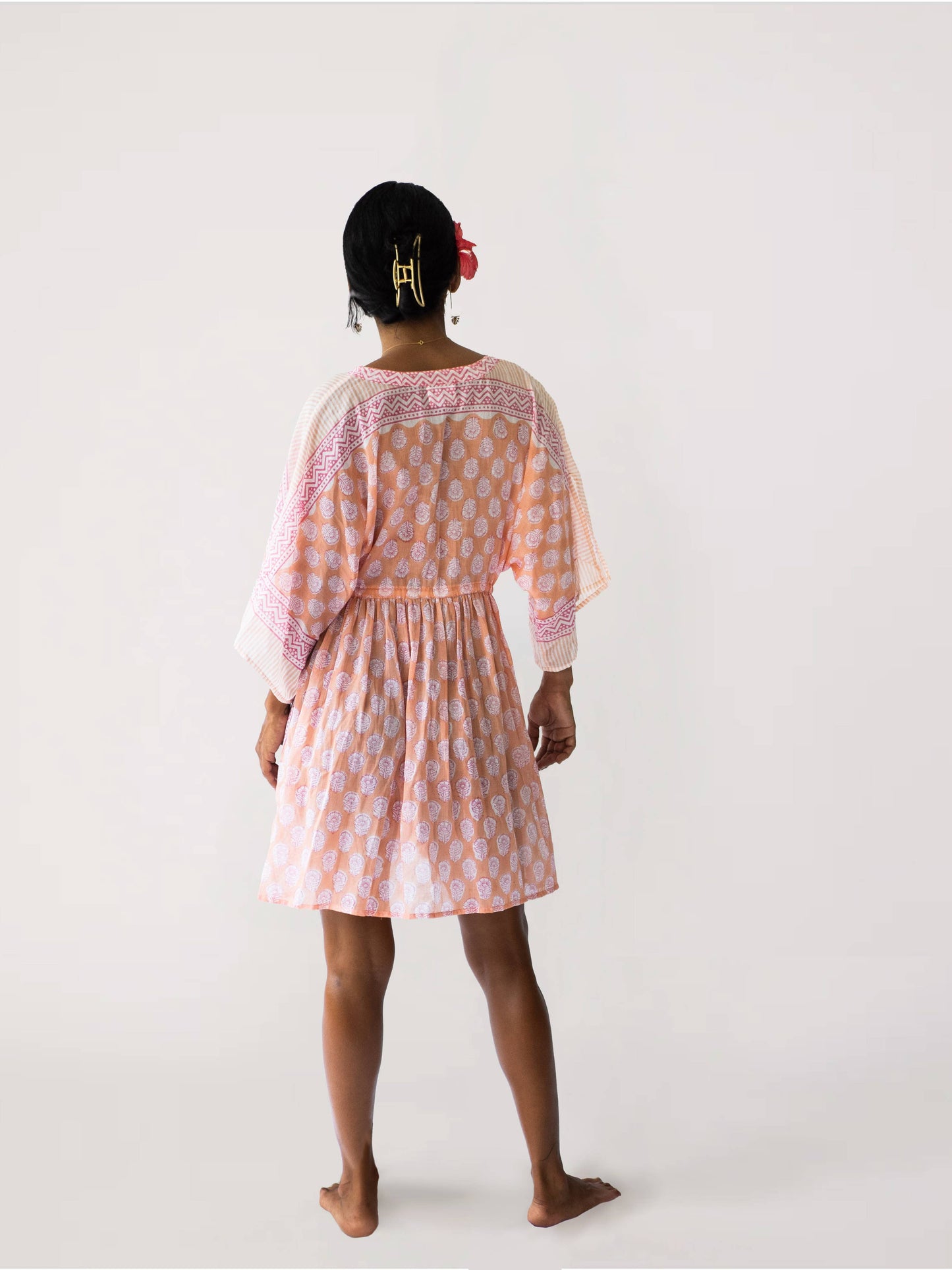 Isla Kaftan - Coral Bloom
