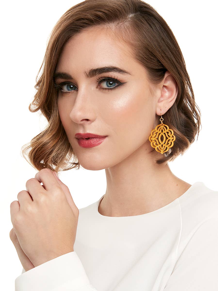 ZENZII Jewelry - Baroque Resin Drop Earring