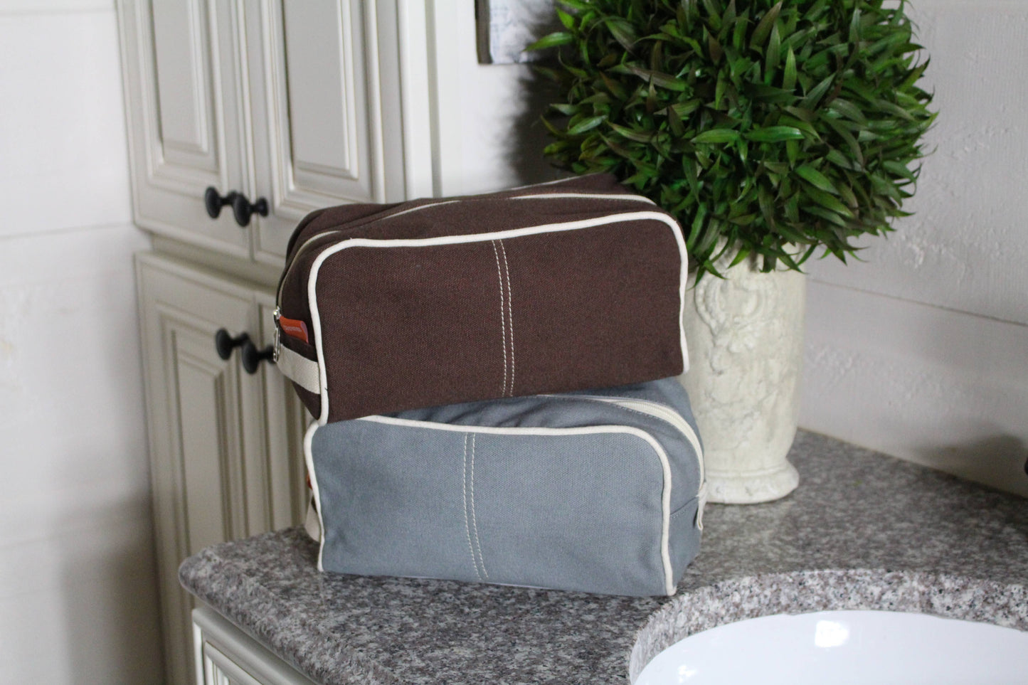 CB STATION - Canvas Dopp Kit Toiletry Bag for Women