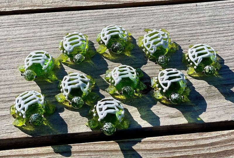 SHOPGIVECOURAGE - Glass Turtle Sitter Miniature Collectible Figurine - Small