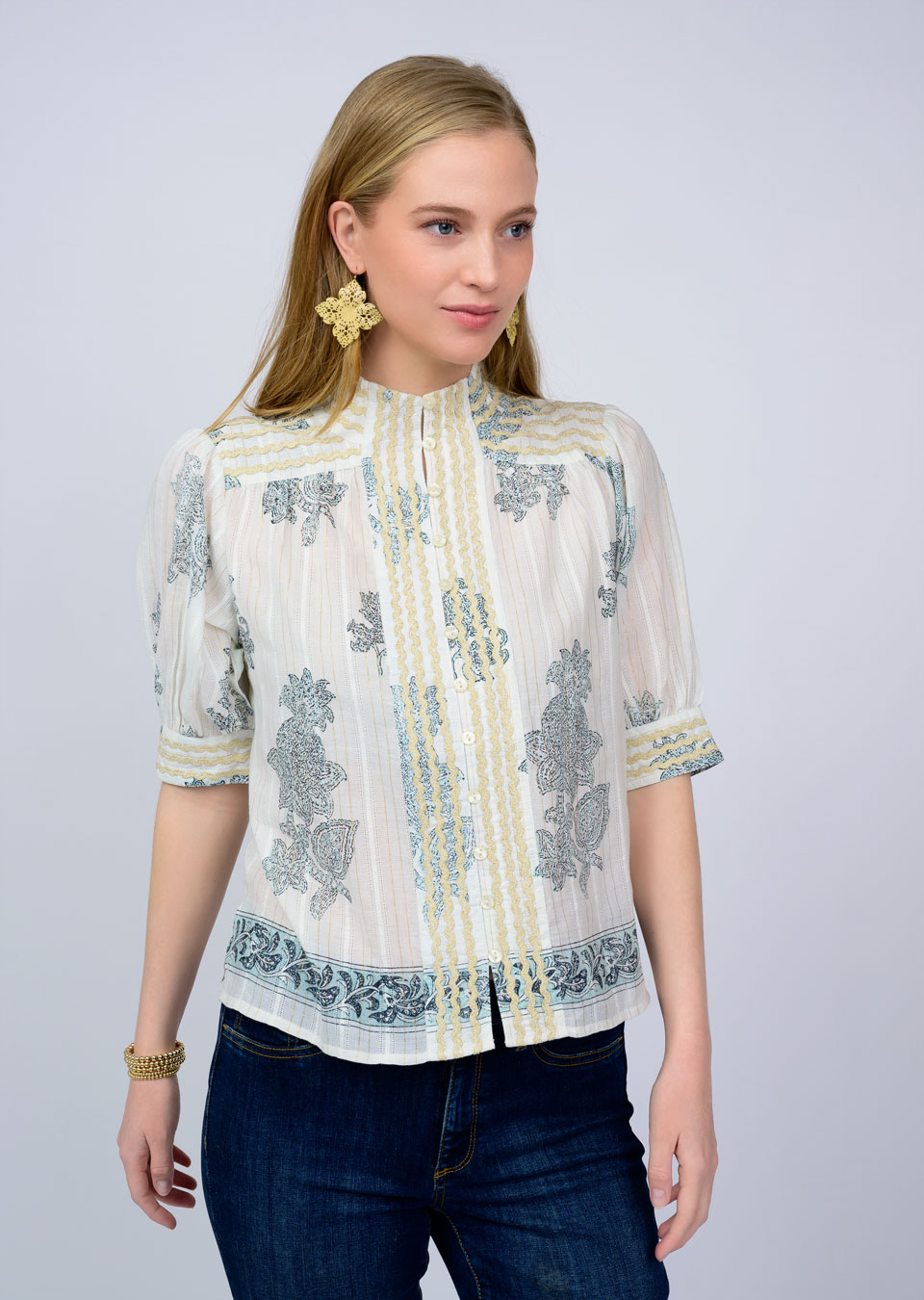 Ivy Jane - Metallic Trim Paisley Top
