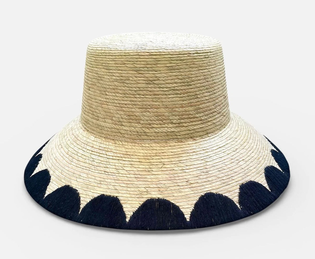 Chisme- Ruta Bucket Hat- Black