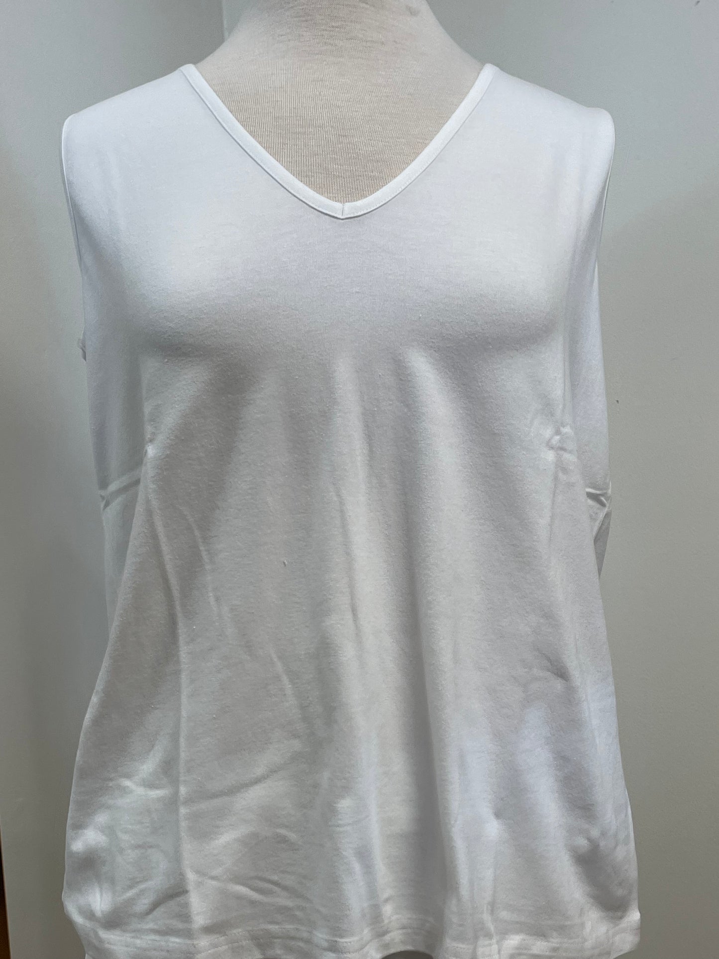 AVANI DEL AMOUR - SOLID TANK TOPS