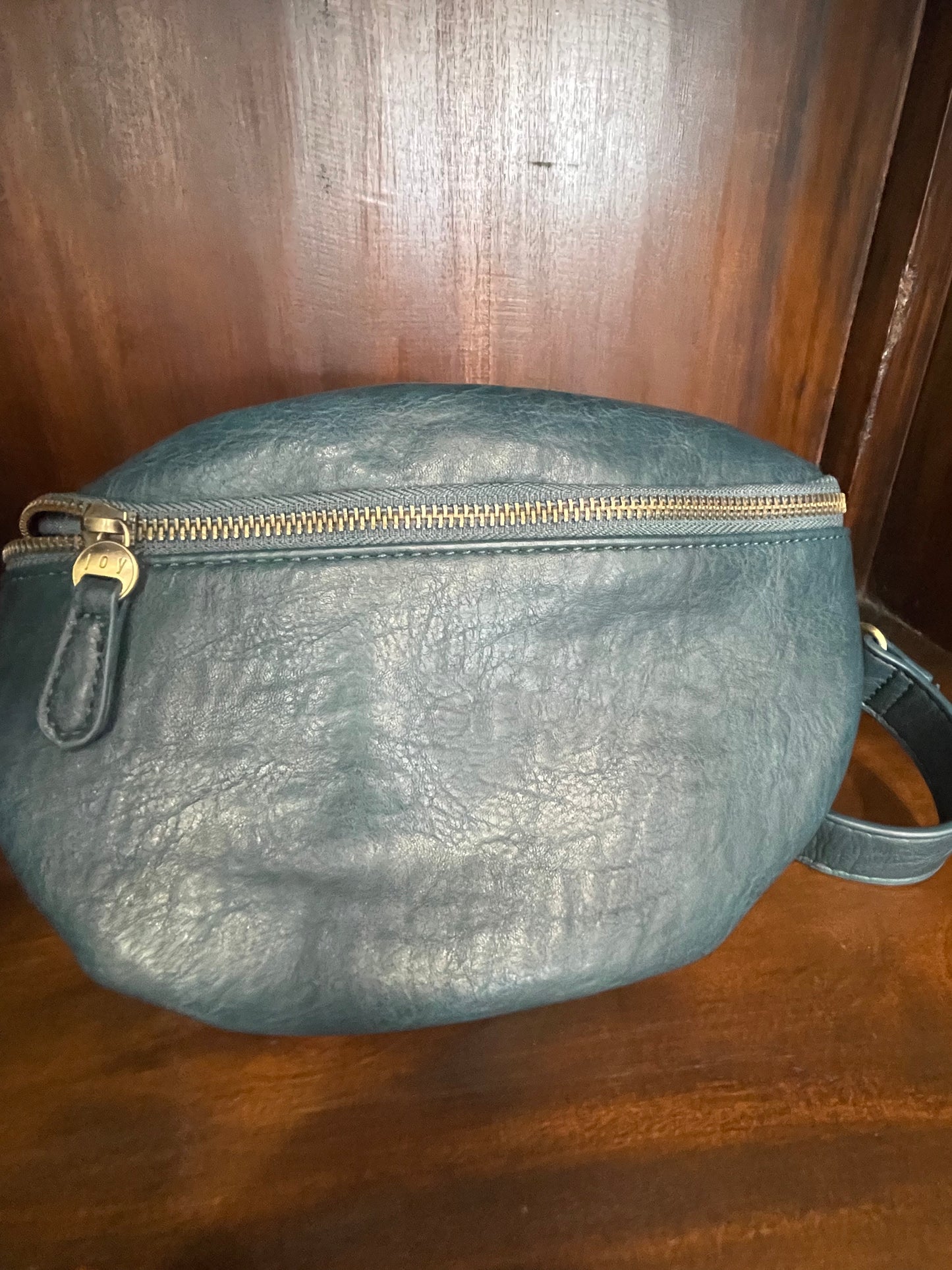 JOY SUSAN AEGEAN SHILOH SLING/BELT BAG
