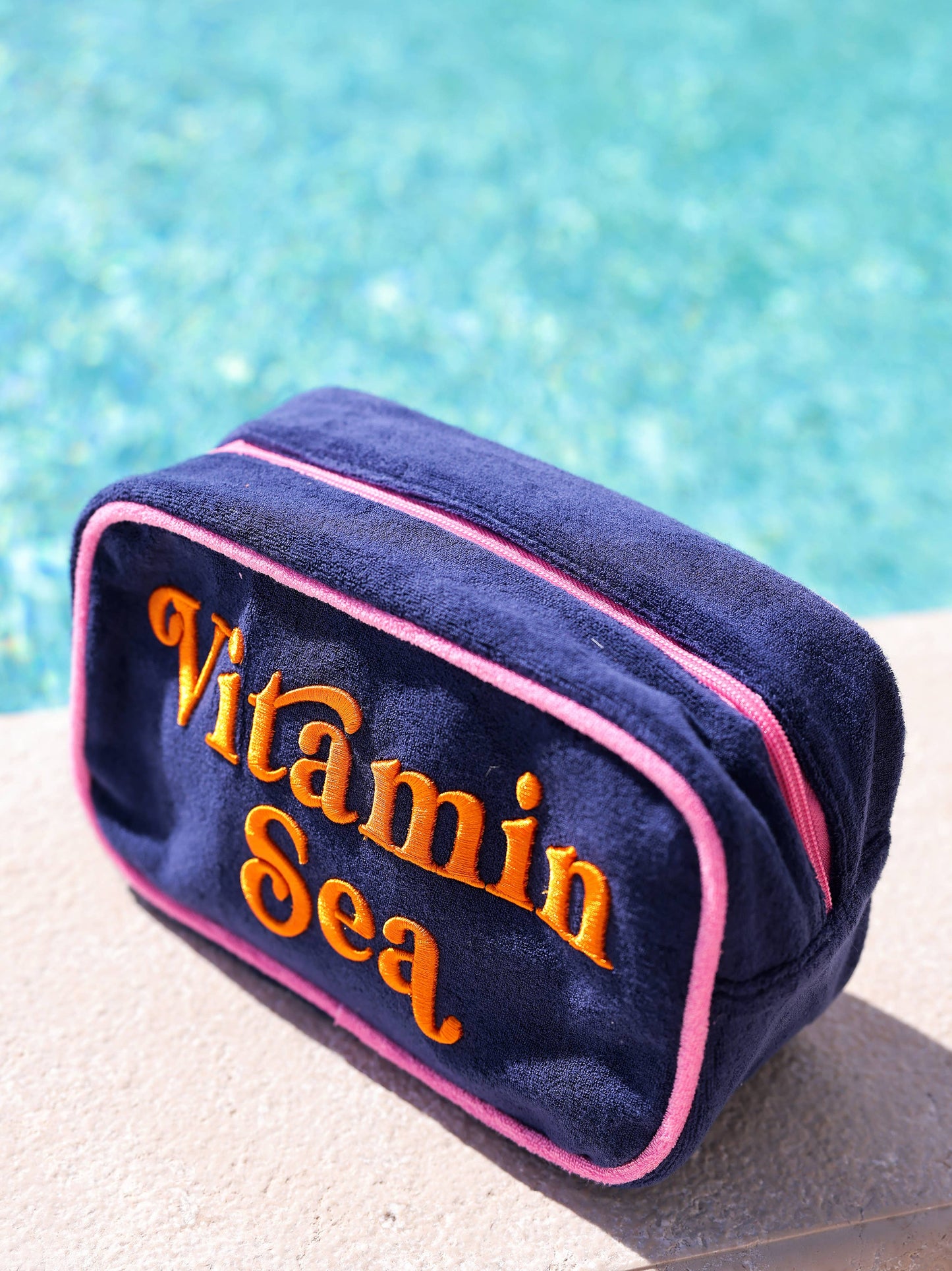 Shiraleah - CABANA "VITAMIN SEA" MEDIUM ZIP POUCH