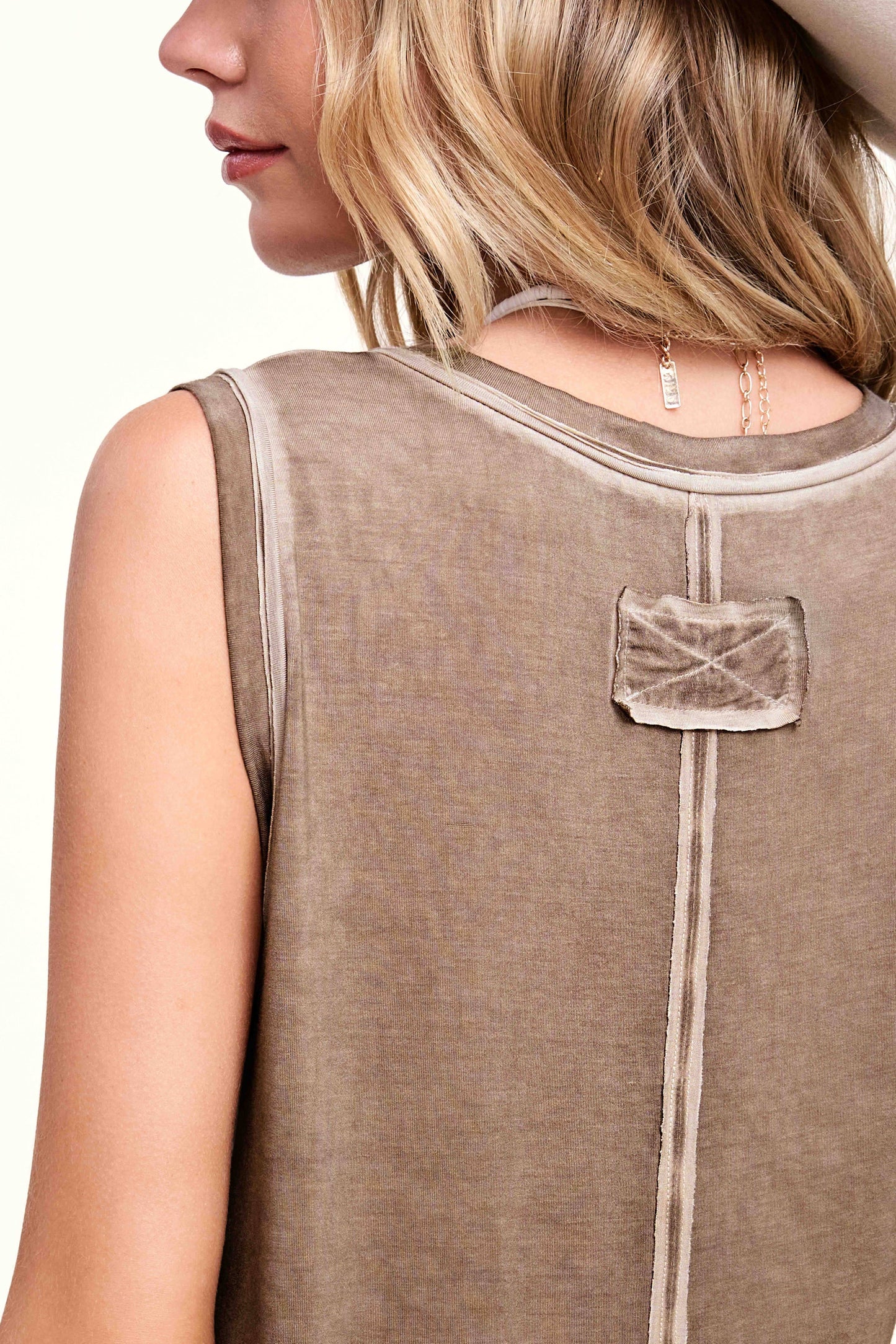 La Miel - Dyed Fabric V-neck Raw Edge Tank Top