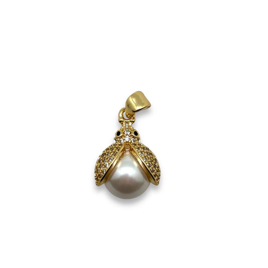Shiver + Duke - Paved Ladybug Pearl Charm